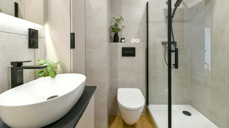 Shower Pan Liner Replacement Signs That Should Never Be Ignored