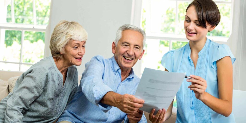 Why Seniors Benefit From Professional Downsizing Help?