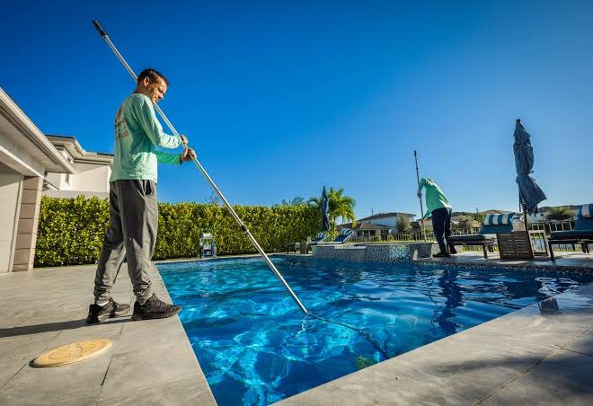 Pool Cleaning Service Benefits for Better Pool Maintenance
